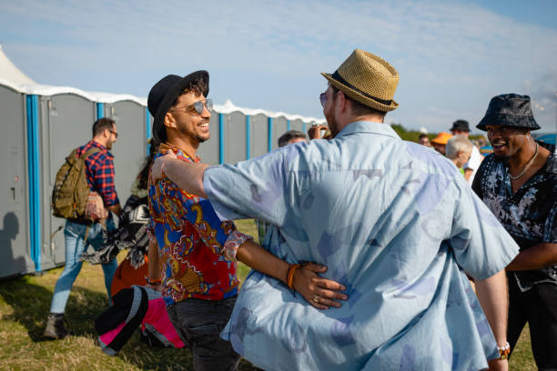 Best Portable restroom trailer rental  in Huron, SD