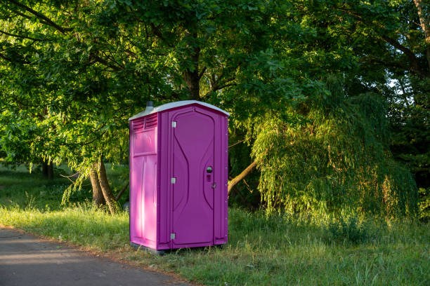 Best Portable restroom trailer rental  in Huron, SD